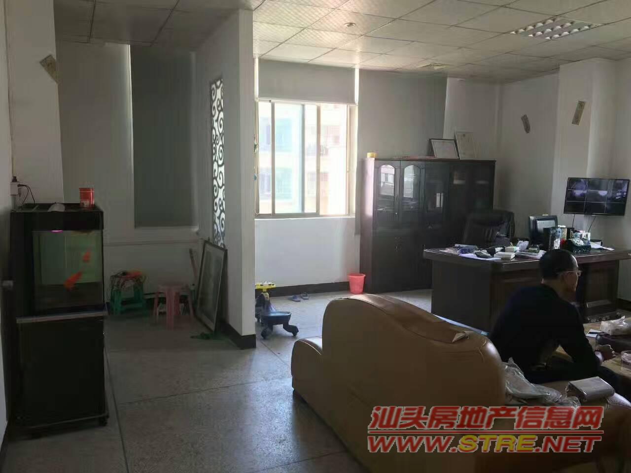 新溪整栋出售 2. 636275345476681126 (2/9) 新溪整栋出售 2. 636275345476681126 (2/9) 汕头房产网二手房